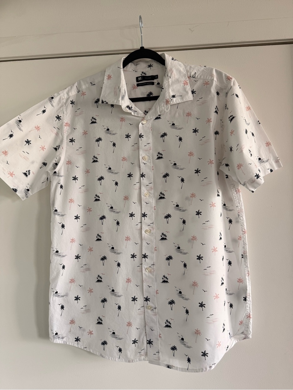 Simons White Short-Sleeve Button-Down with Navy Palm & Coral Accents